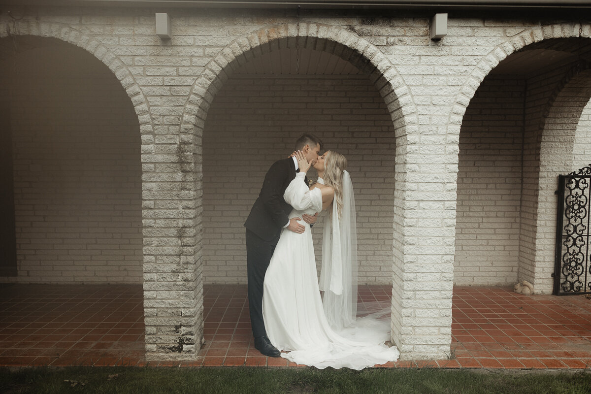 kansascitytravelingweddingphotographer-73