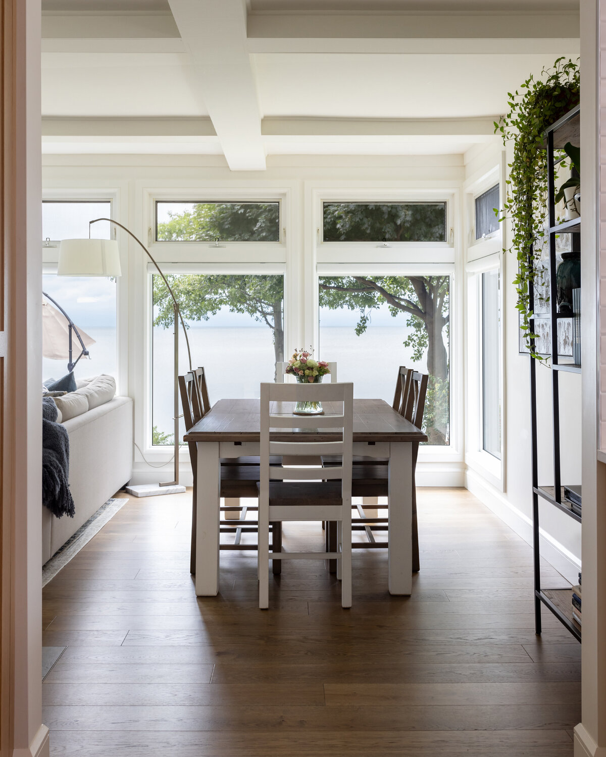 KatCo_Interiors-LakeHouse-LivingRoom-16