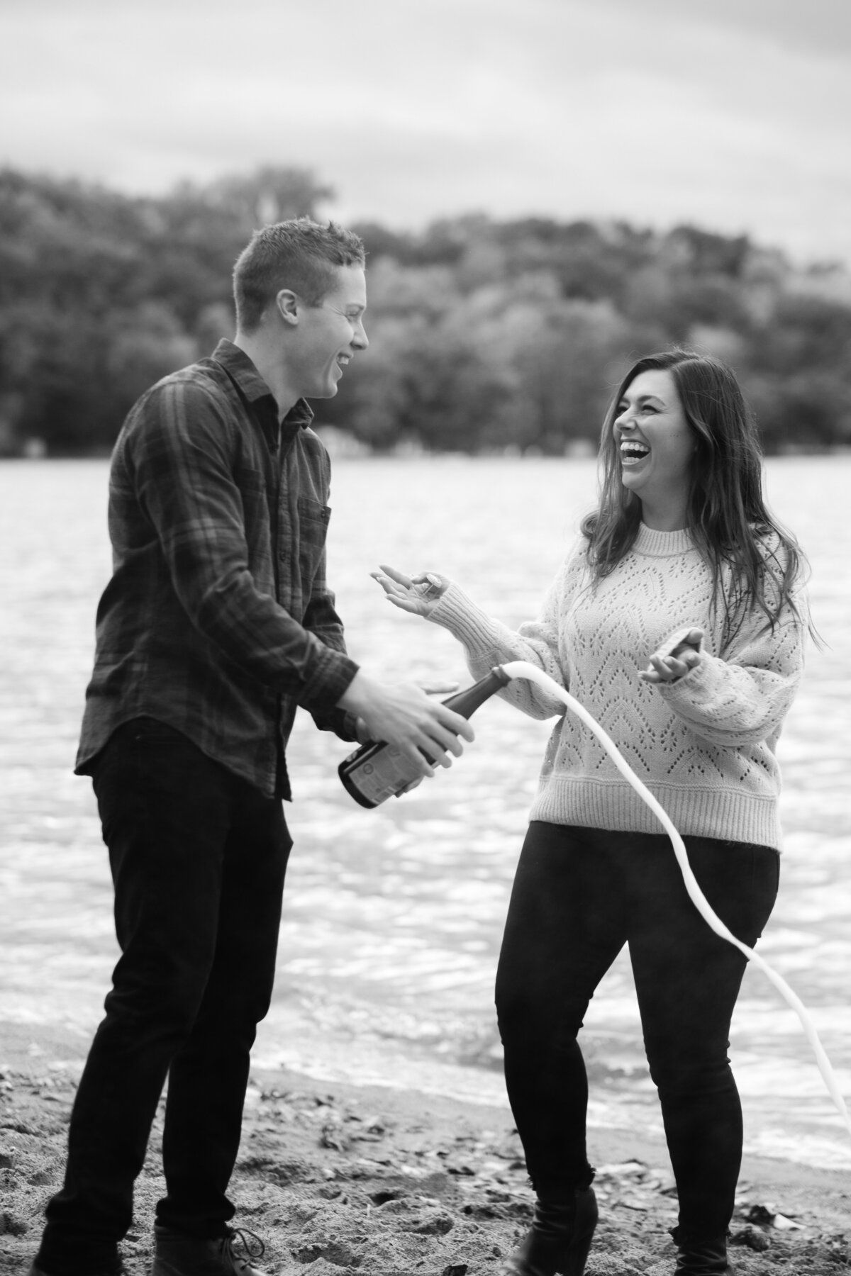 Square-Lake-Park-Engagement-Clever-Disarray-30