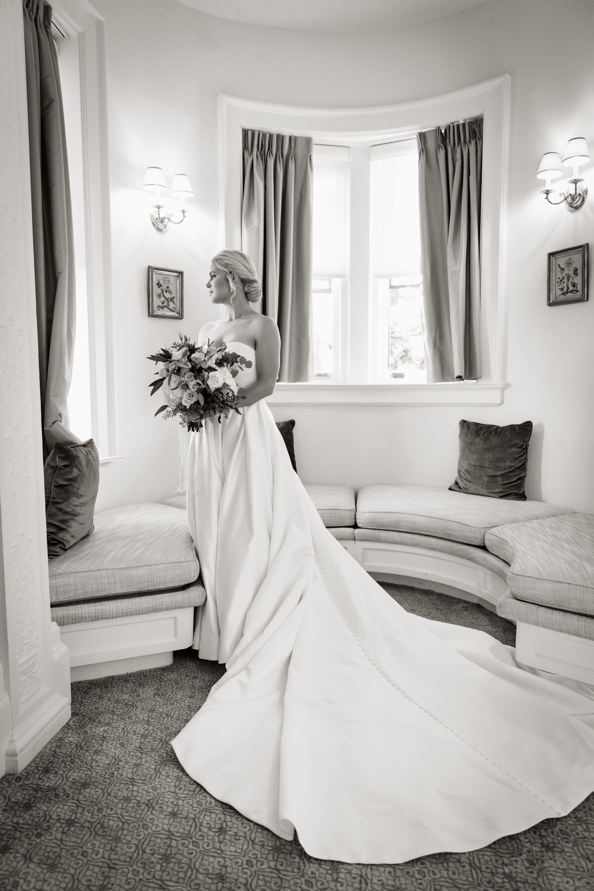emma-cleary-new-york-nyc-wedding-photographer-videographer-wedding-venue-castle-hotel-and-spa-3
