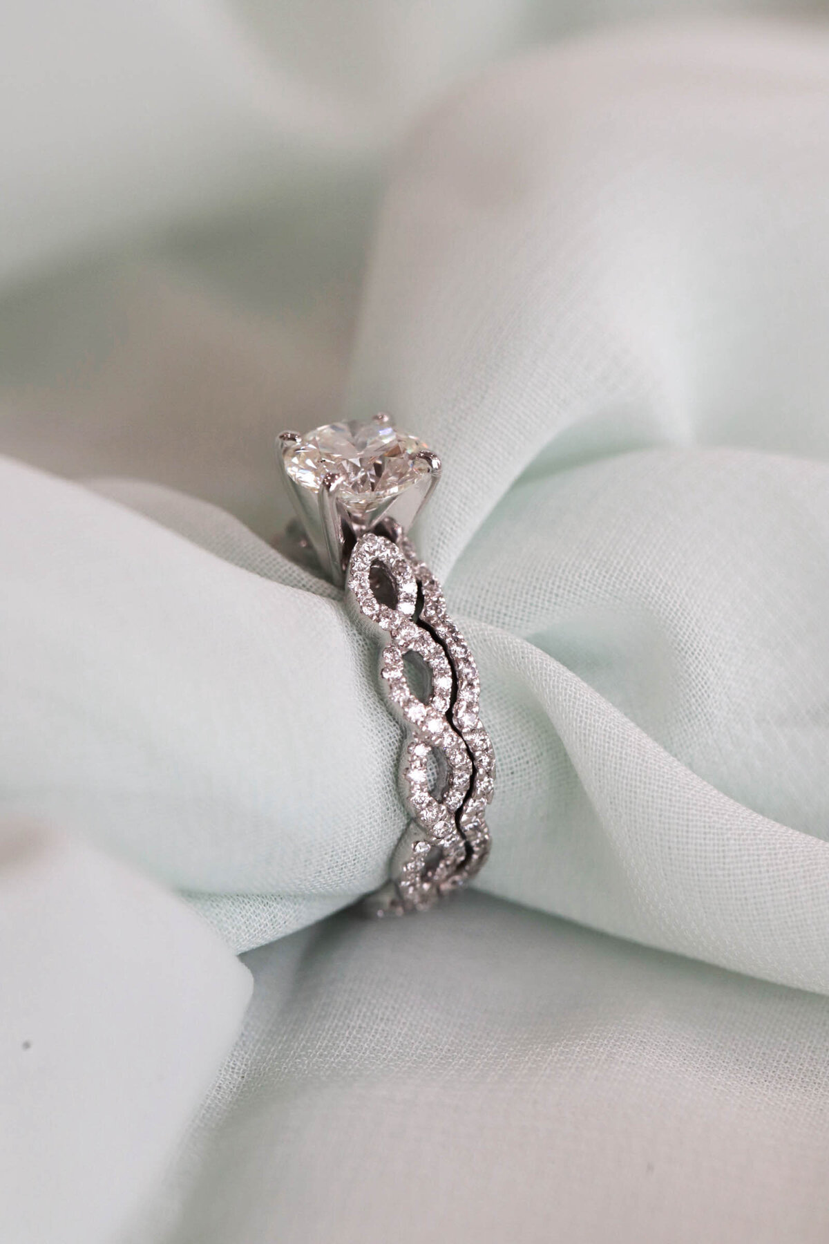 Best Round Lab Grown Diamonds in Dallas, Tx