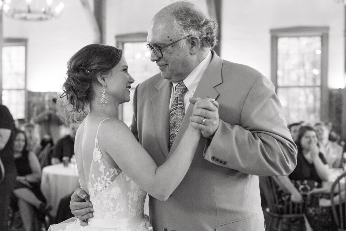 new-harmony-wedding-granary-father-daughter-dance