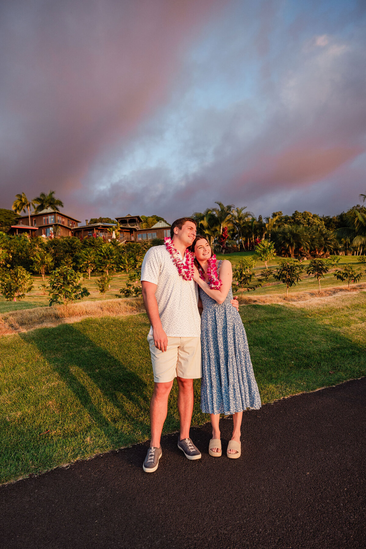 Hawaii-Engagement-Photos-Holualoa-Inn (114)