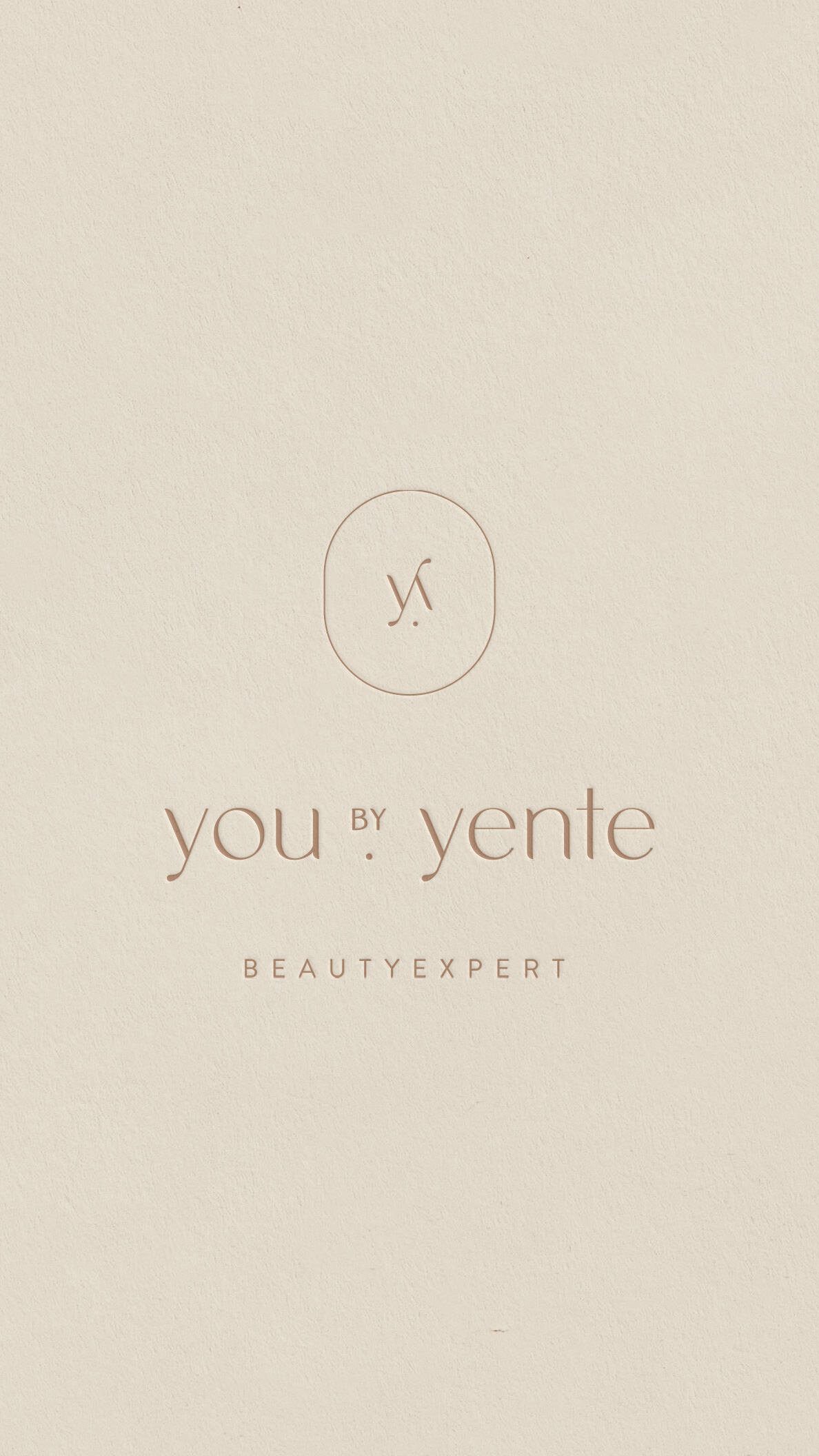 Ontwerp logo MUA You by Yente