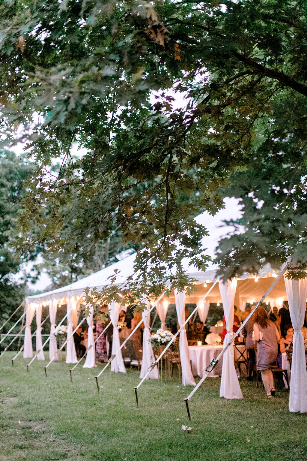 toronto-wedding-soft-airy-photographer-richelle-hunter-anna-rob-elsie-perrin-627