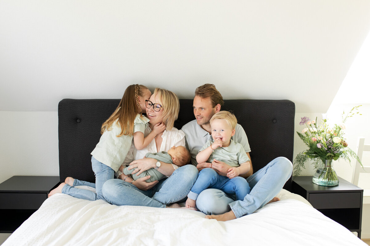 gezin newborn fotografie delft