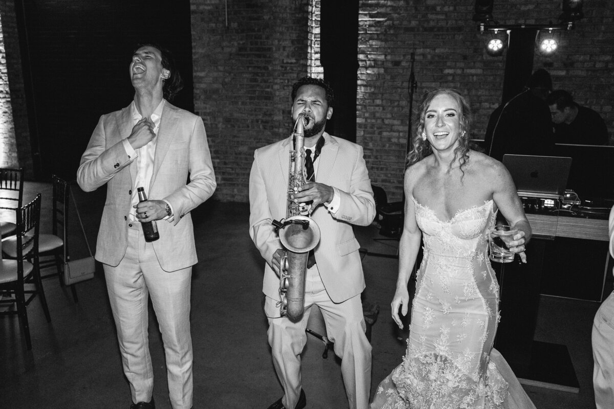 revel-motor-row-chicago-wedding-114