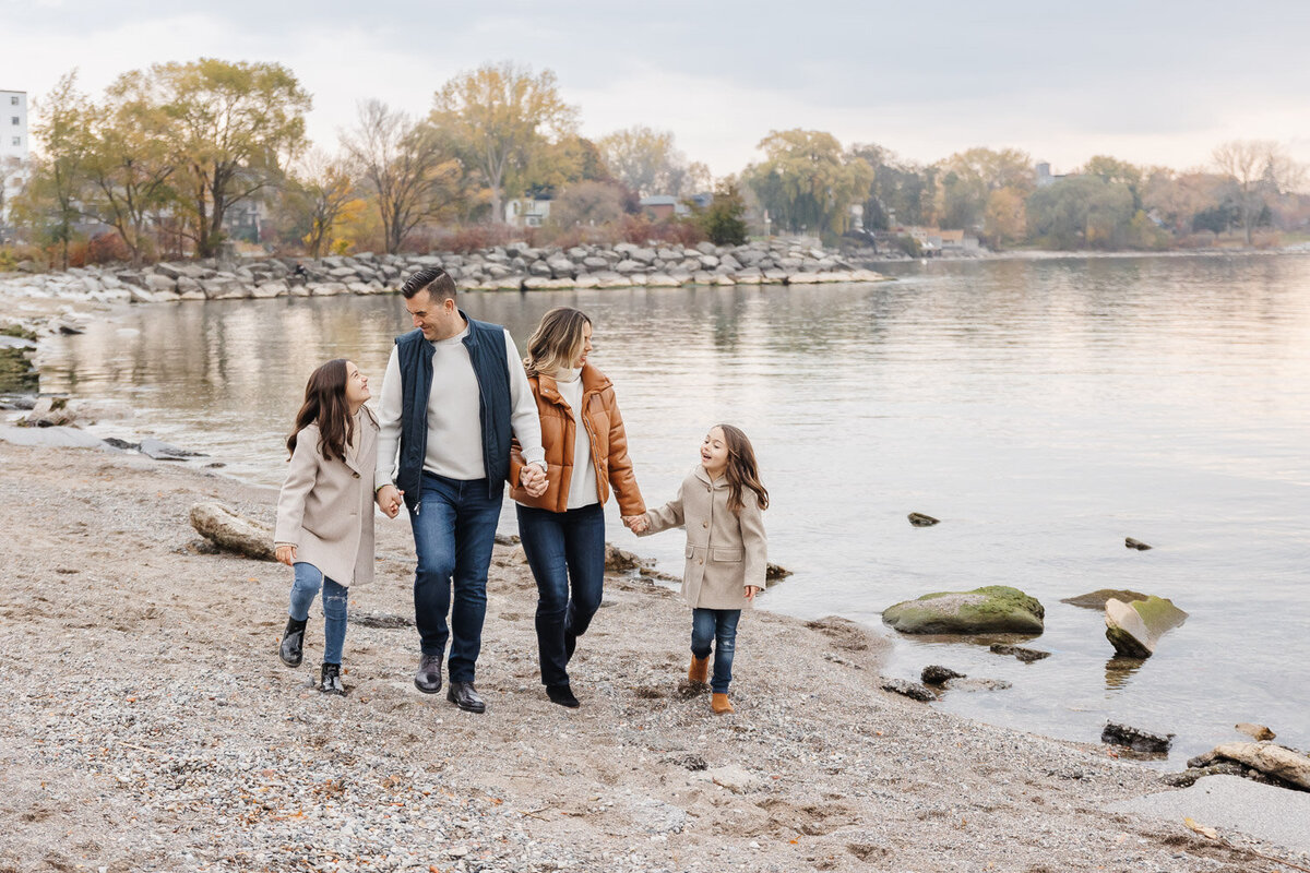 Sunset-toronto-family-photography