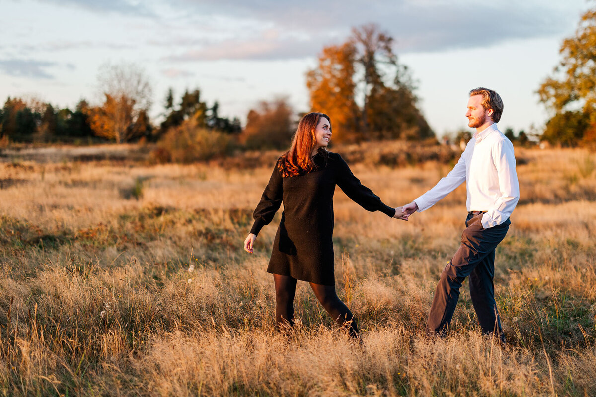 Discovery-Park-Engagement-Photos-31