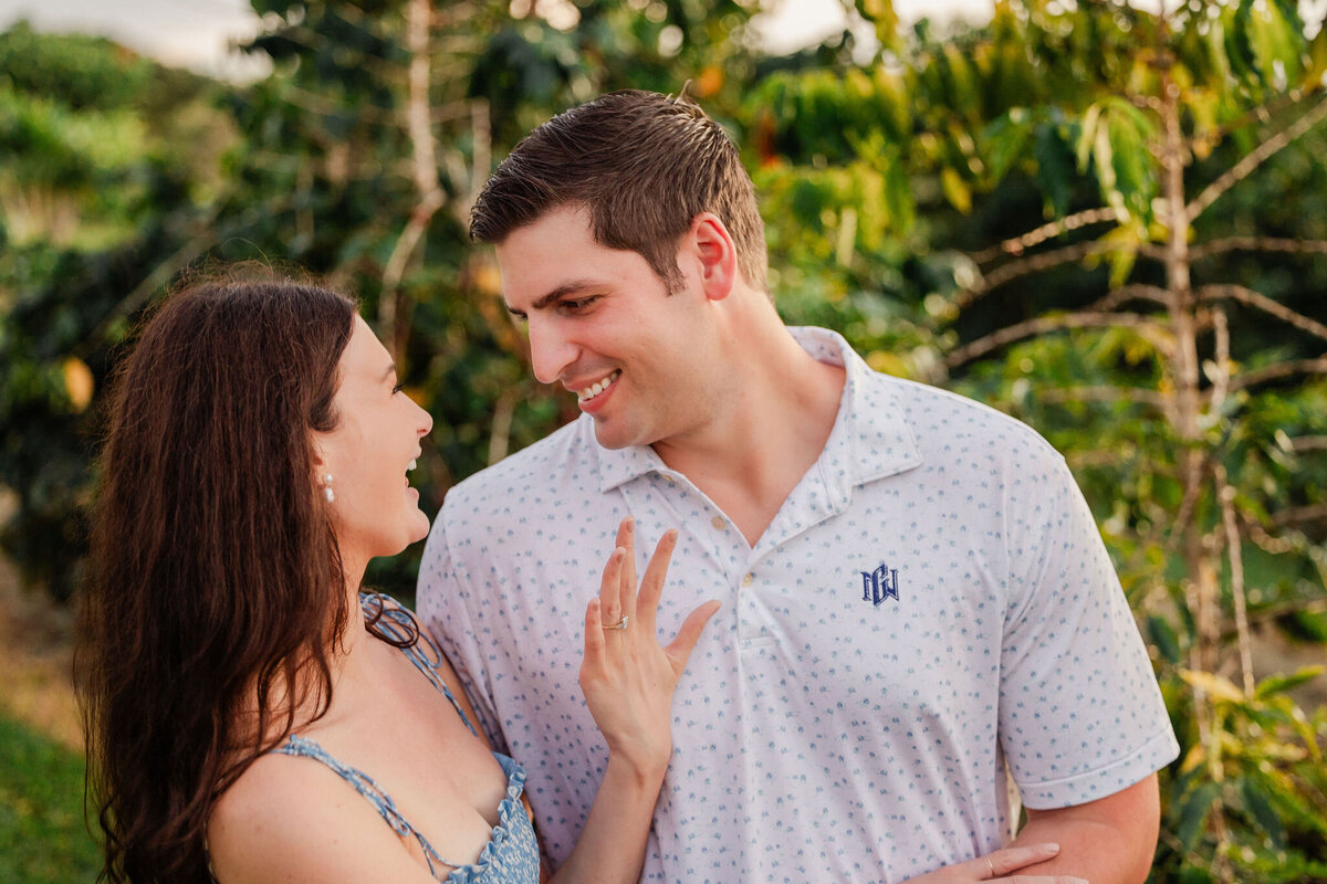 Hawaii-Engagement-Photos-Holualoa-Inn (131)