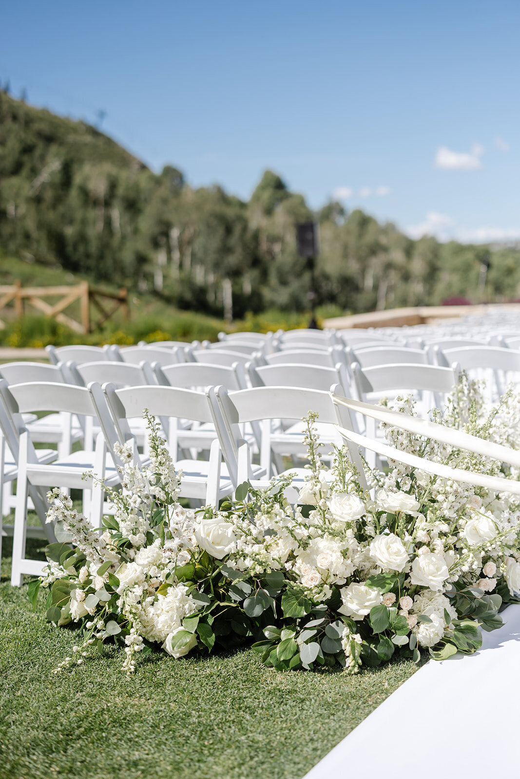 montage-deer-valley-summer-park-city-utah-wedding-logan-walker-425L-0805