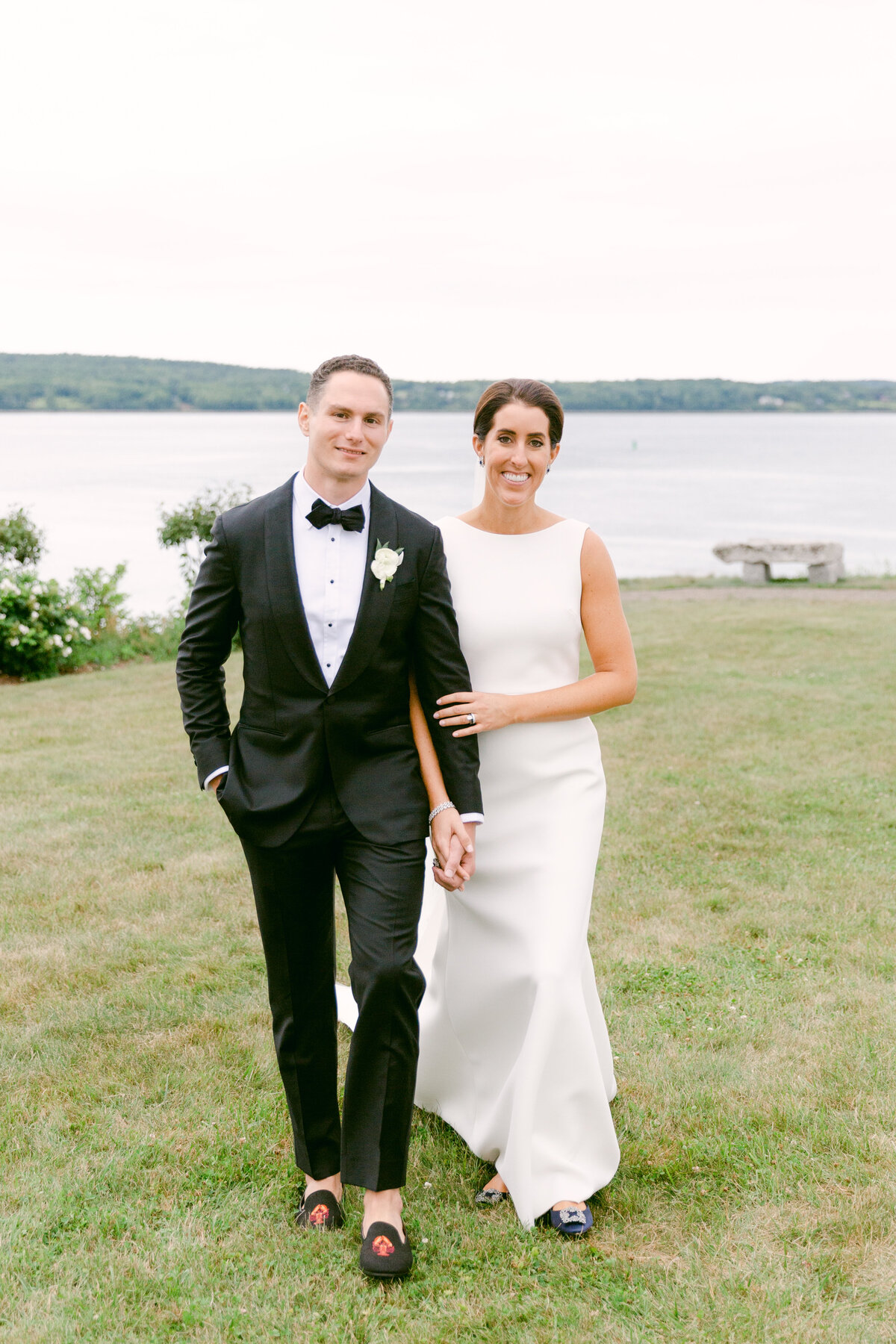 A Coastal Luxury Wedding at French's Point in Maine _-7893