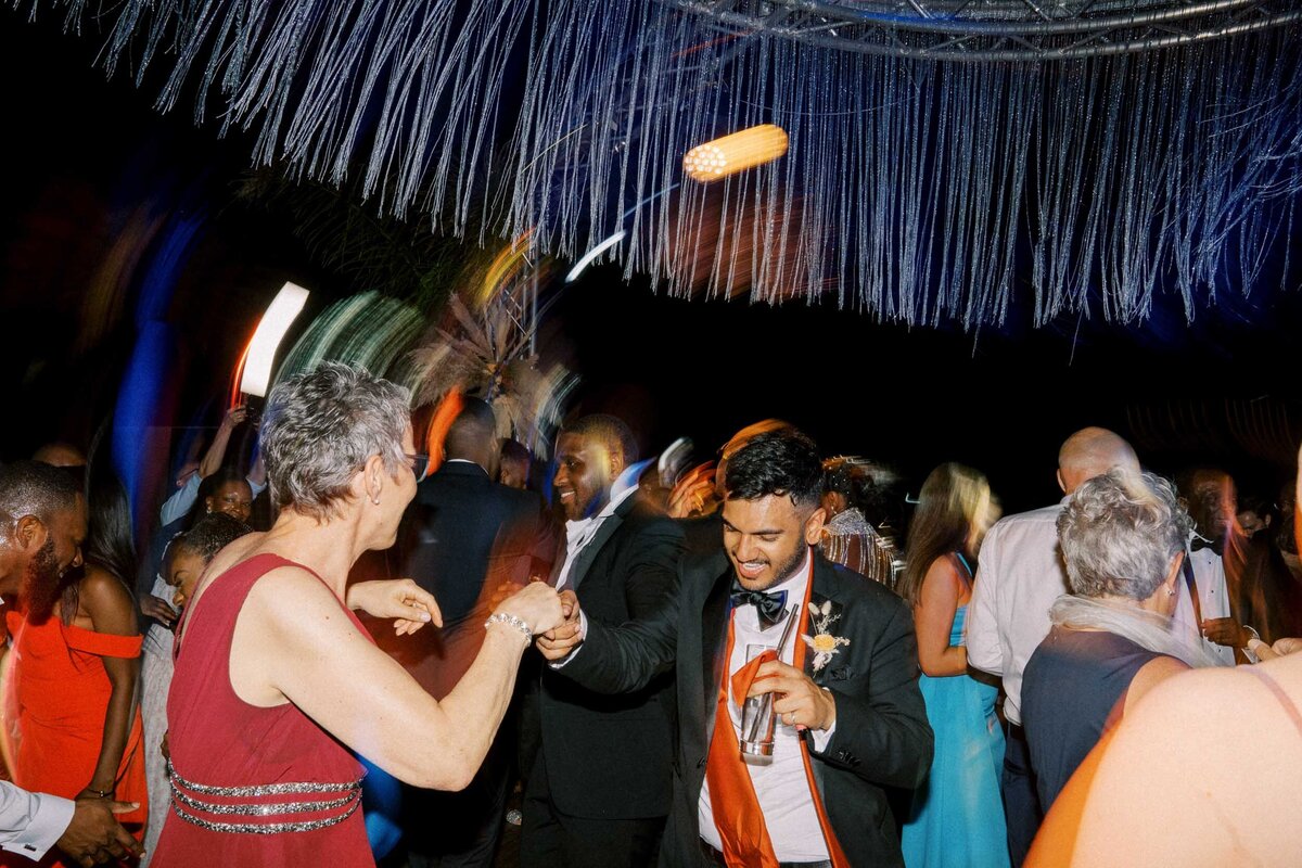W2-Wedding-Photo-Doyinsola-and-Michael-2022-06-18-2500px-1338