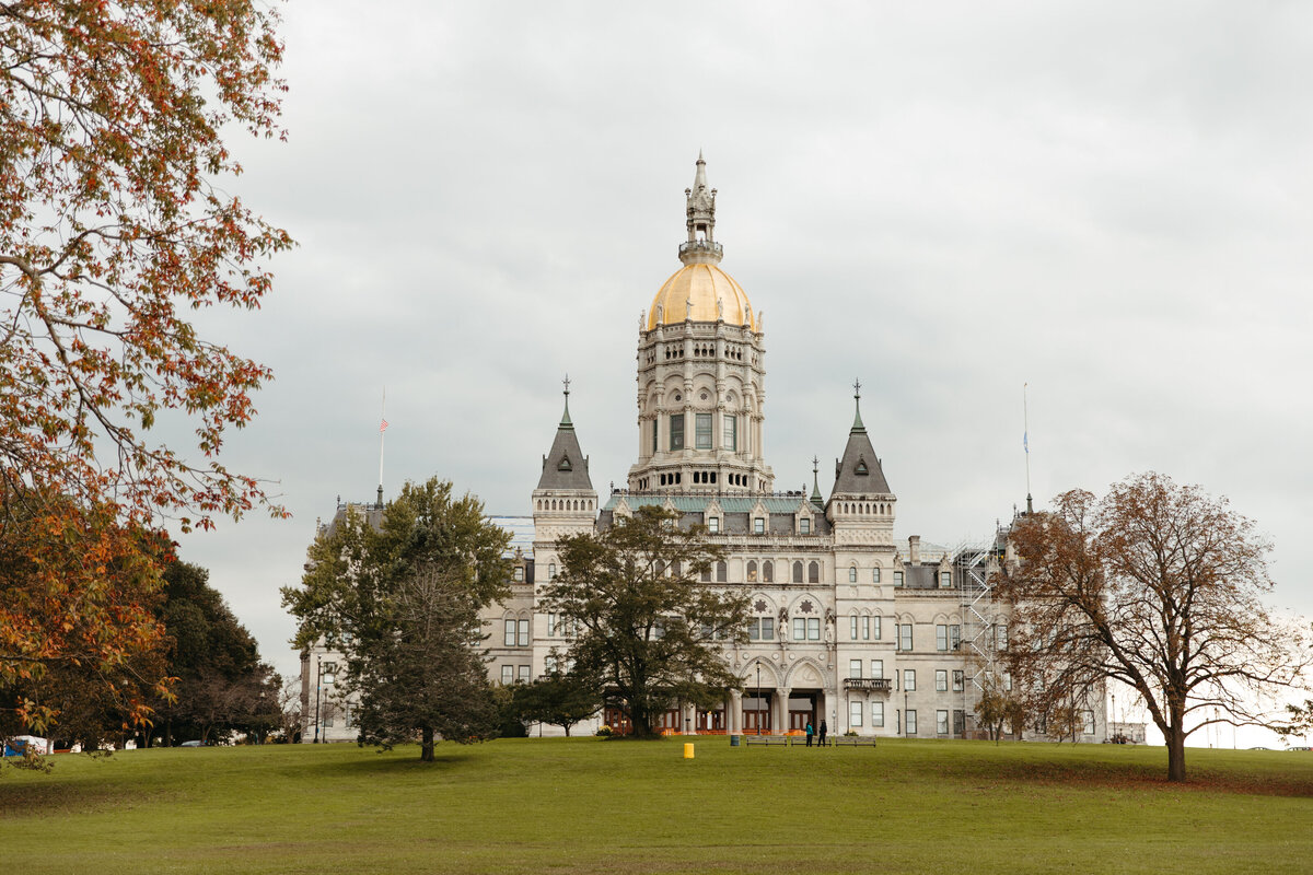 hartford-city-hall-engagement-session-100