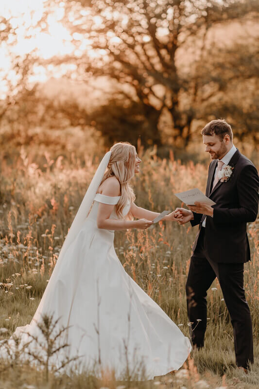 bride and groom gardens