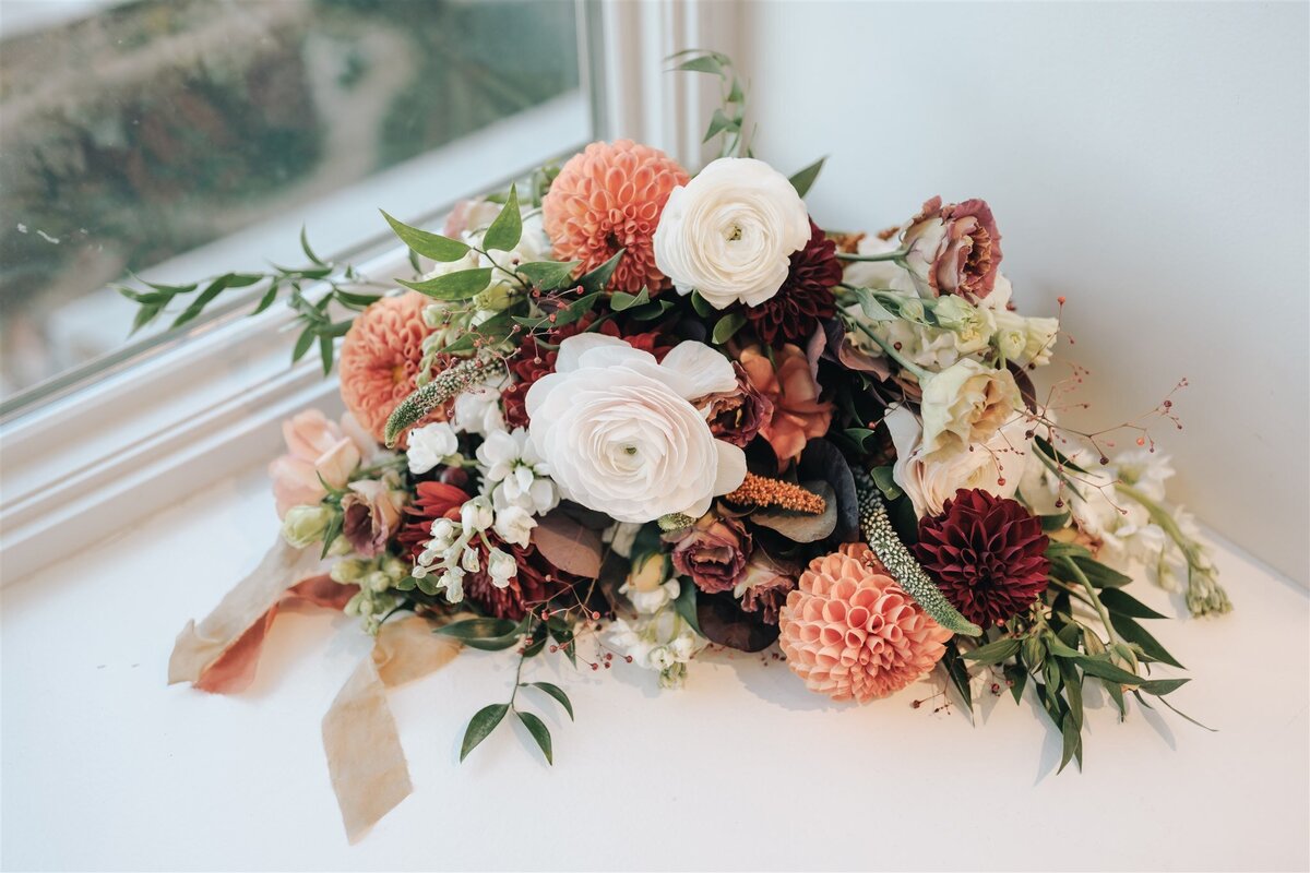 C&A Guelph Civic Museum Wedding Flowers22