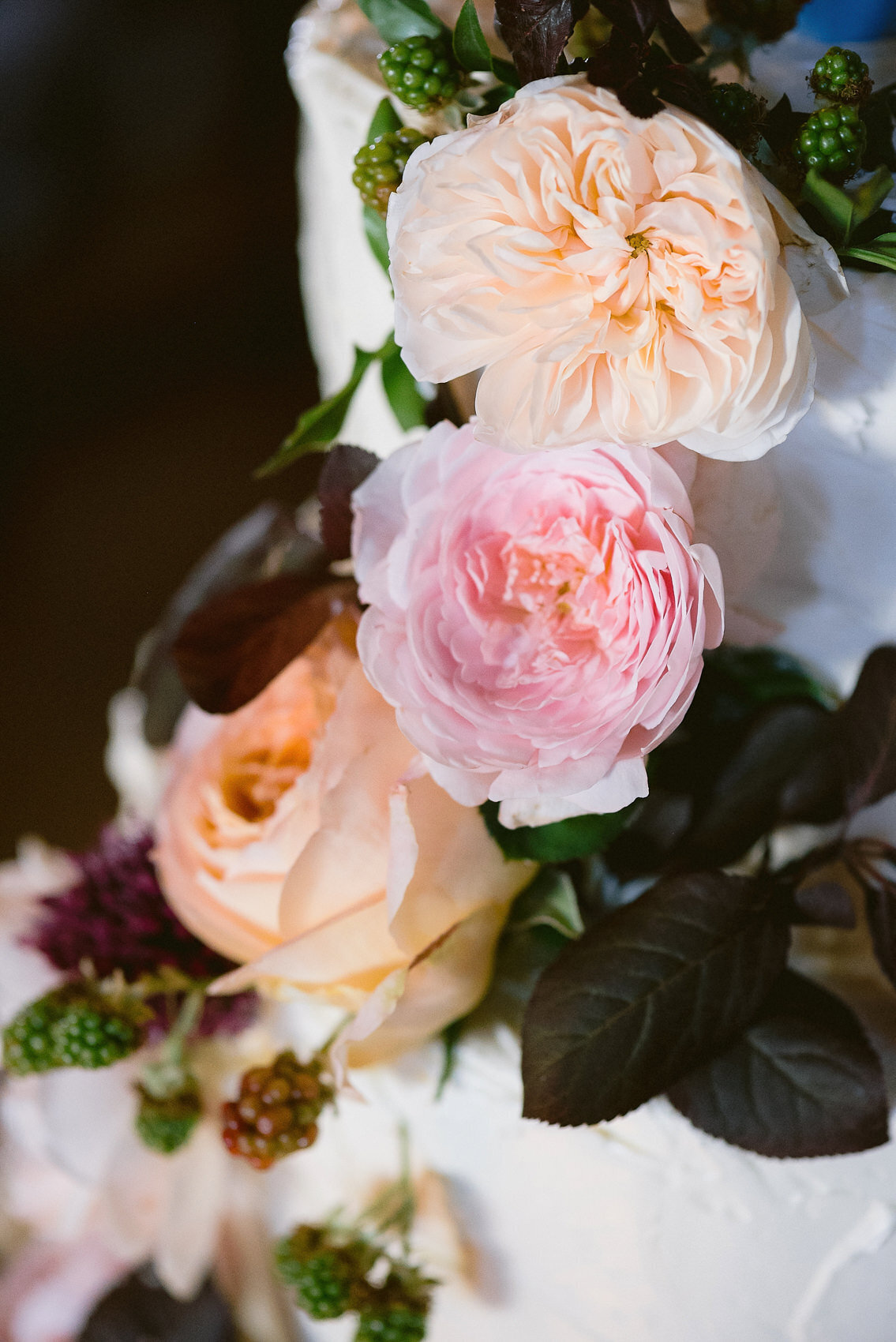 Wedding reception table decor by Kate Whelan Events at Antiquité Maison Privée, Sacramento