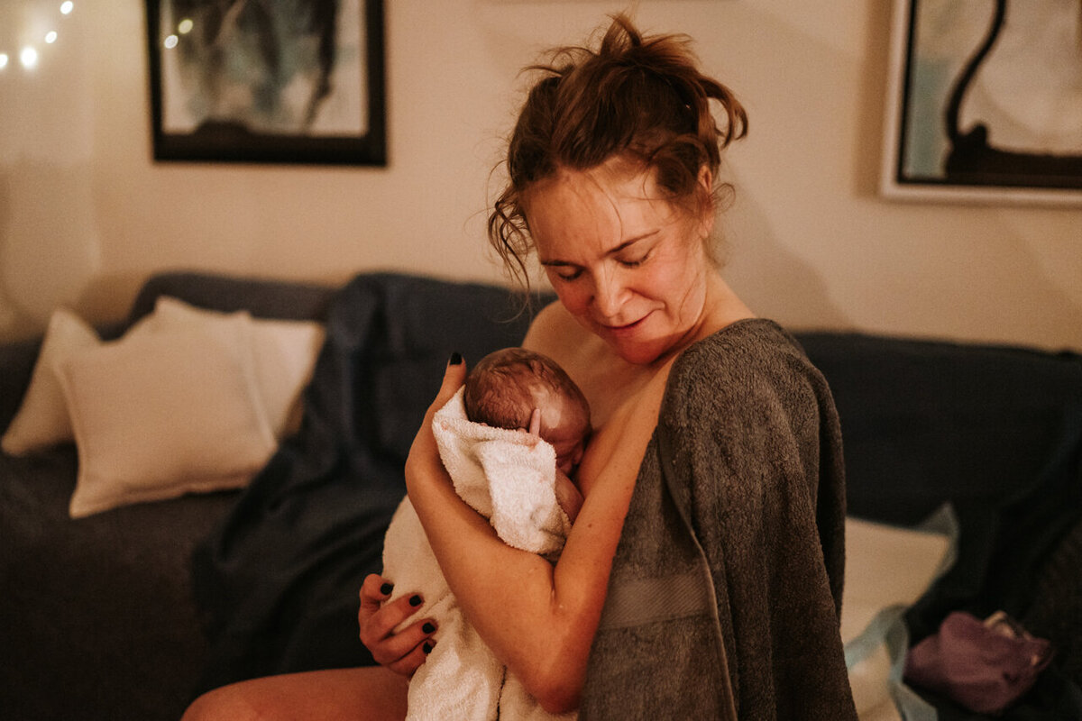 birth-photographer-doula-buckinghamshire-18