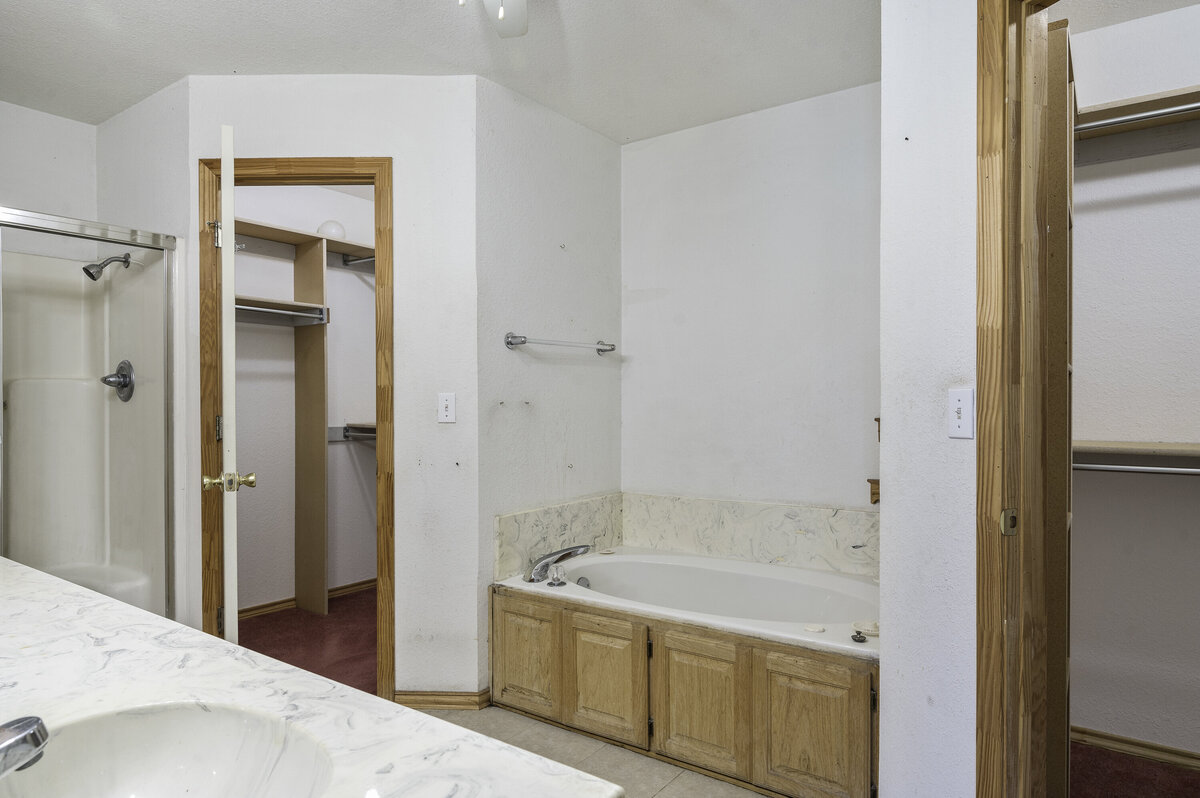 11087Chisum-19