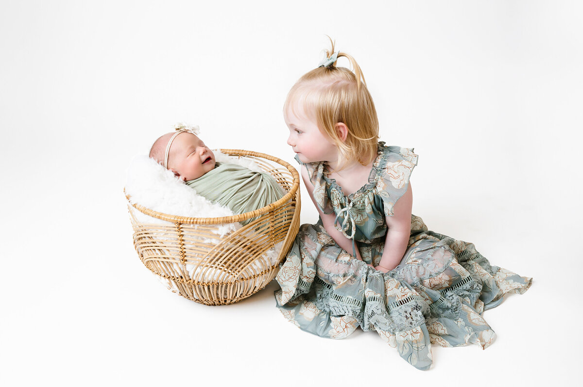 pittsburgh newborn photographer-70