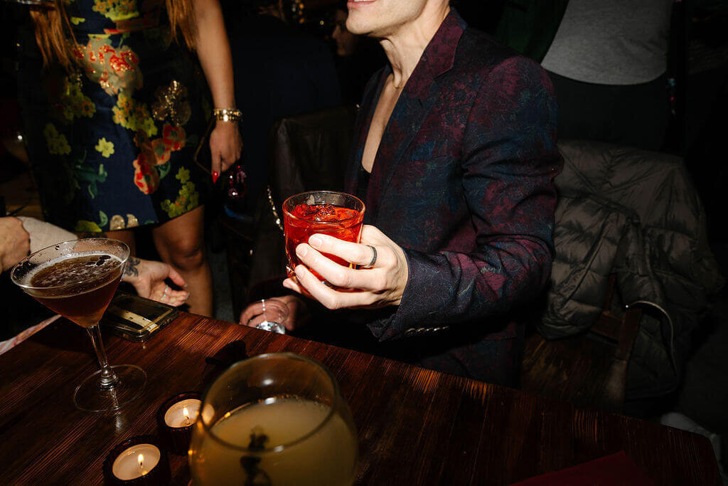 16-red-velvet-lgbtq-welcome-party-belles-lounge-detroit-modern-vintage-events