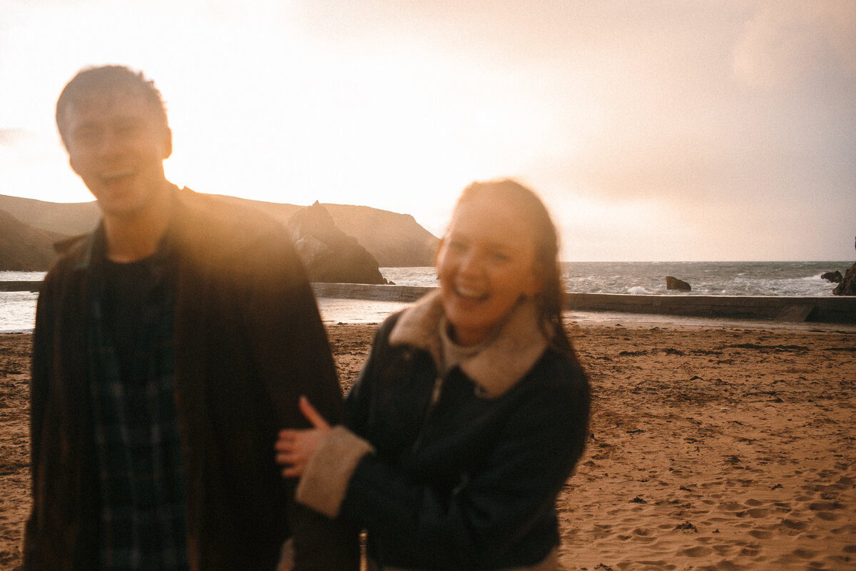 Engagement shoot_couples session_wild winter shoot_Hope Cove_041