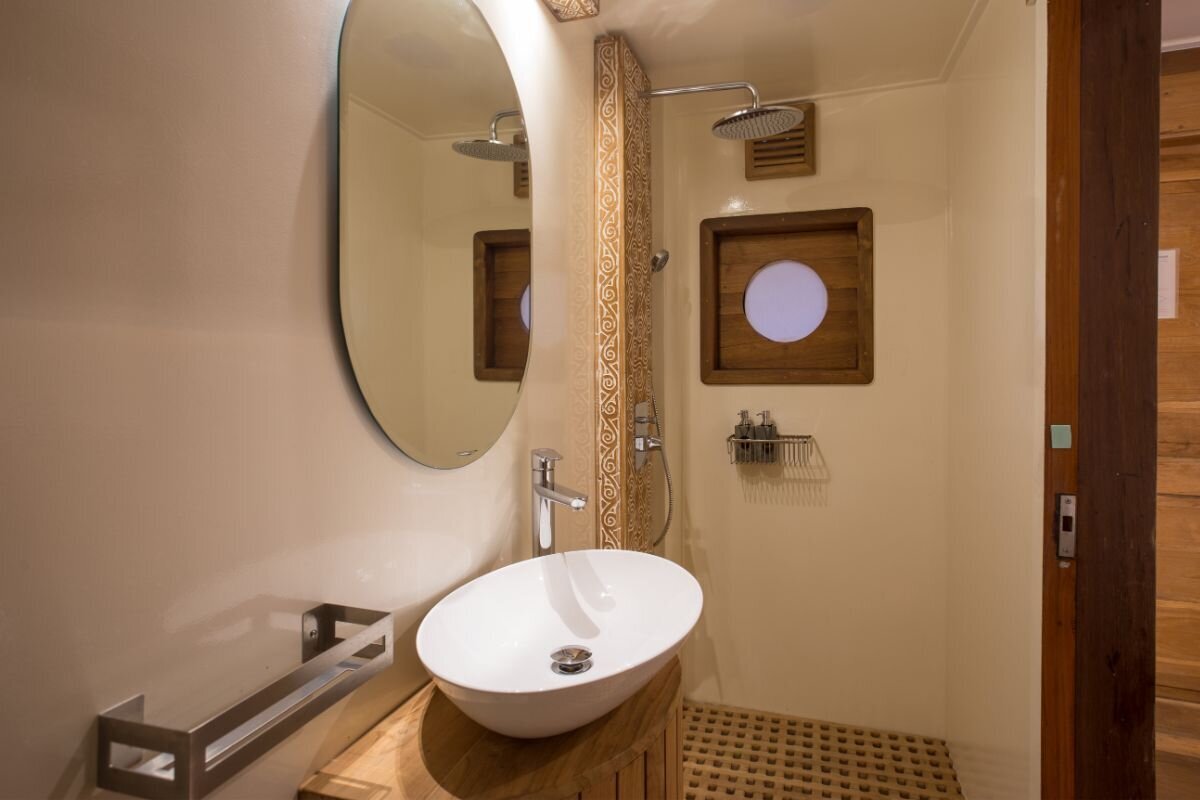 Harmoni Luxury Indonesia Yacht Charter - 22 (1)