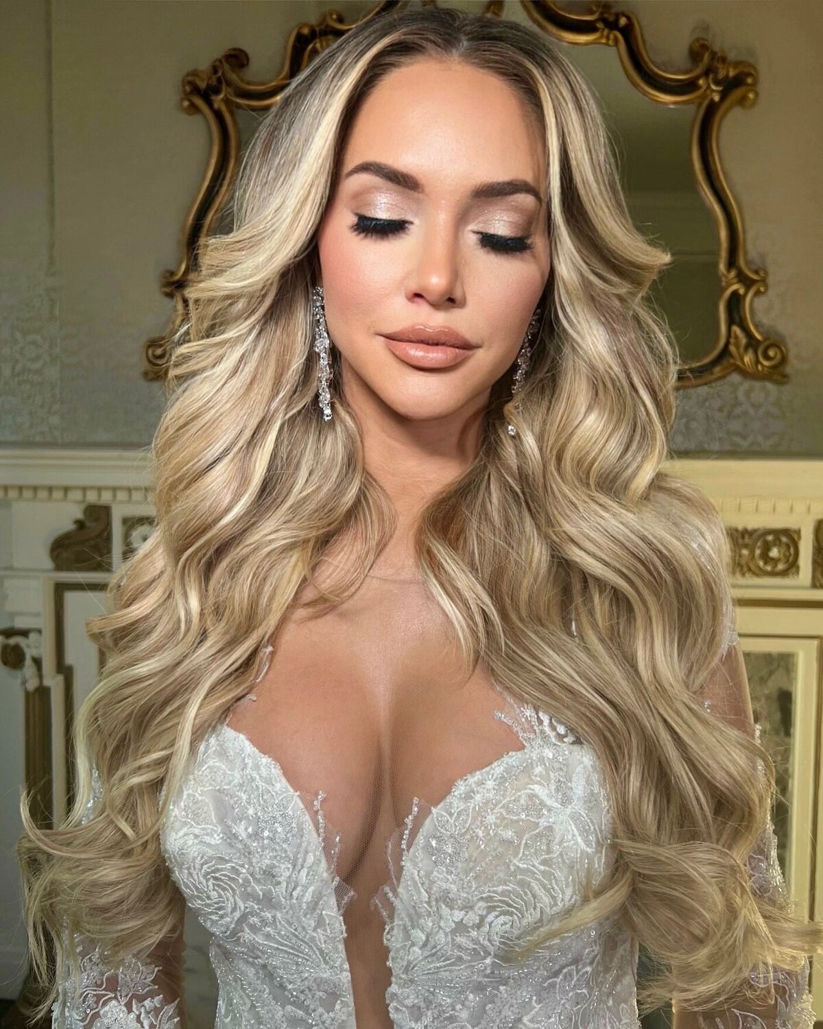 Facetune_04-01-2023-09-55-31