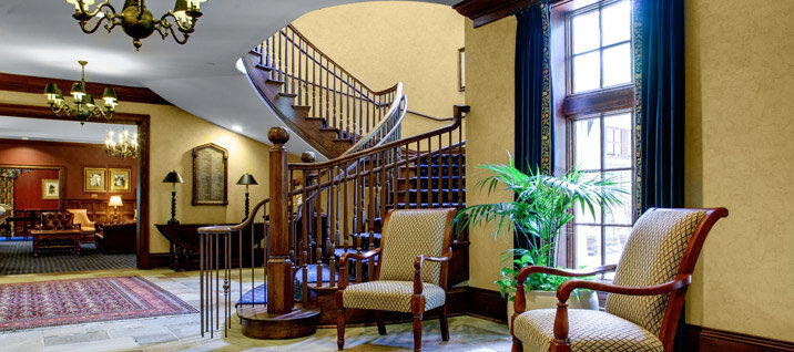 interior stair lobby and sitting room at Miller Ward Alumni House