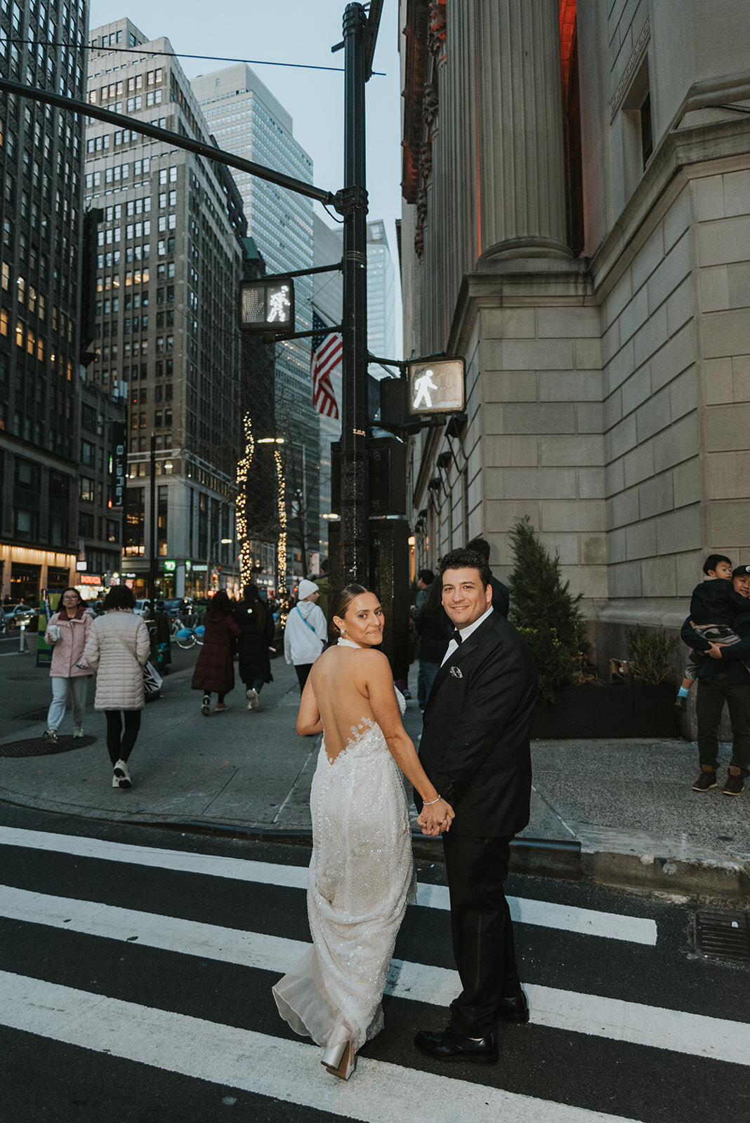 CORRIE-ZACH-NYC-WINTER-WEDDING-AT-GOTHAM-HALL_PHOTOS_BY_MARIA_B_LUNG_0314
