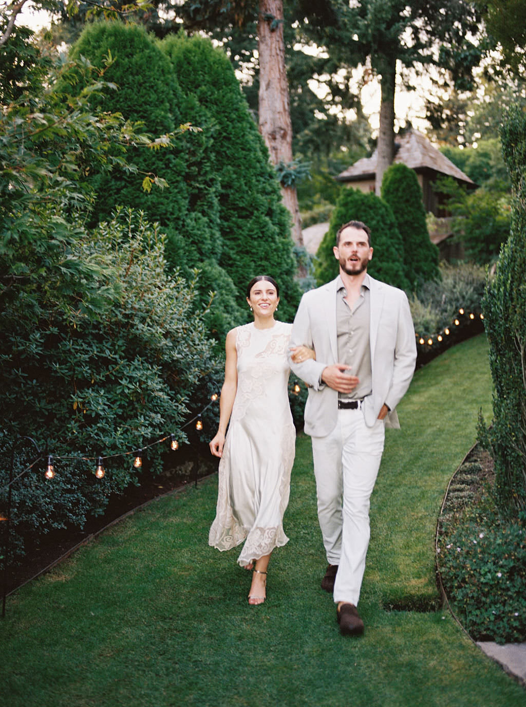 Portland-Oregon-wedding-welcome-party-32040_12