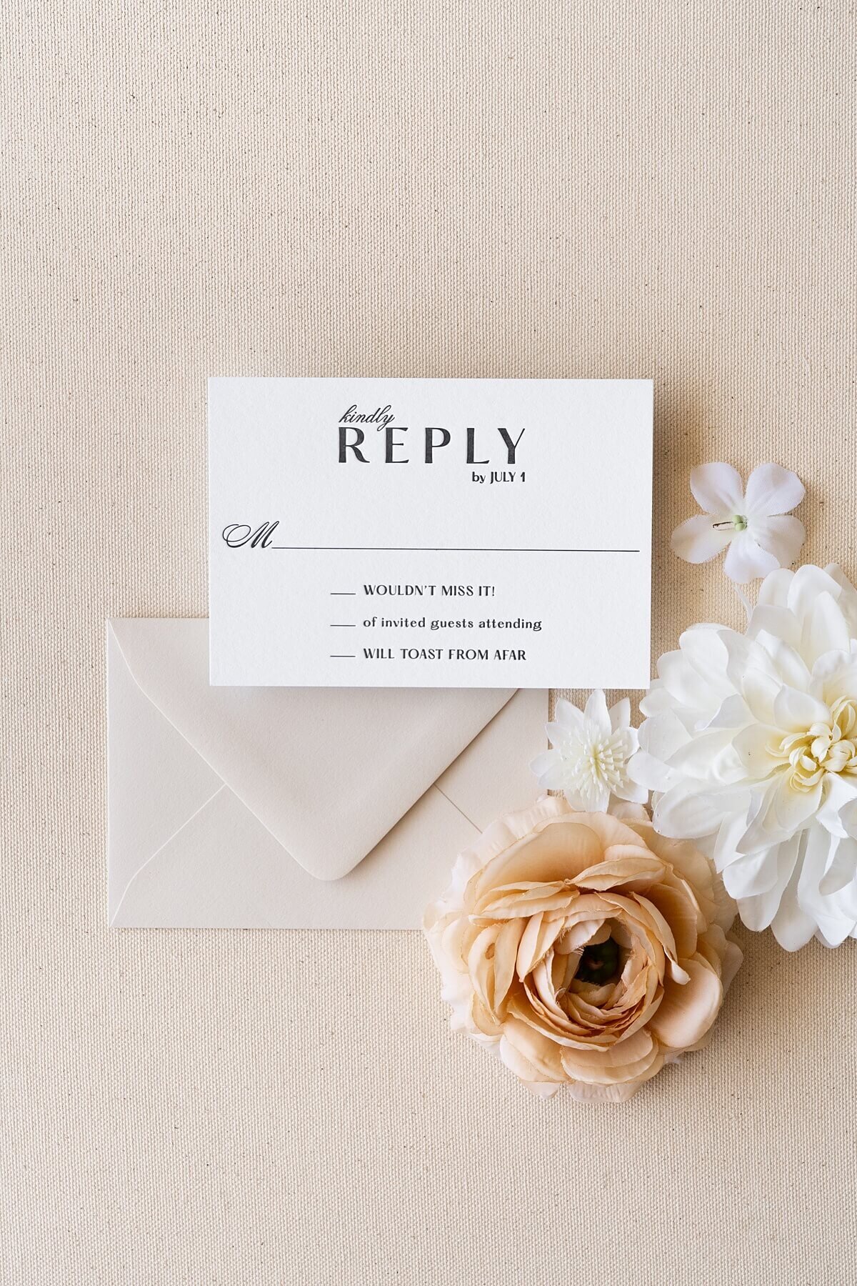 lace-and-belle_modern-battello-letterpress-wedding-invitations-4