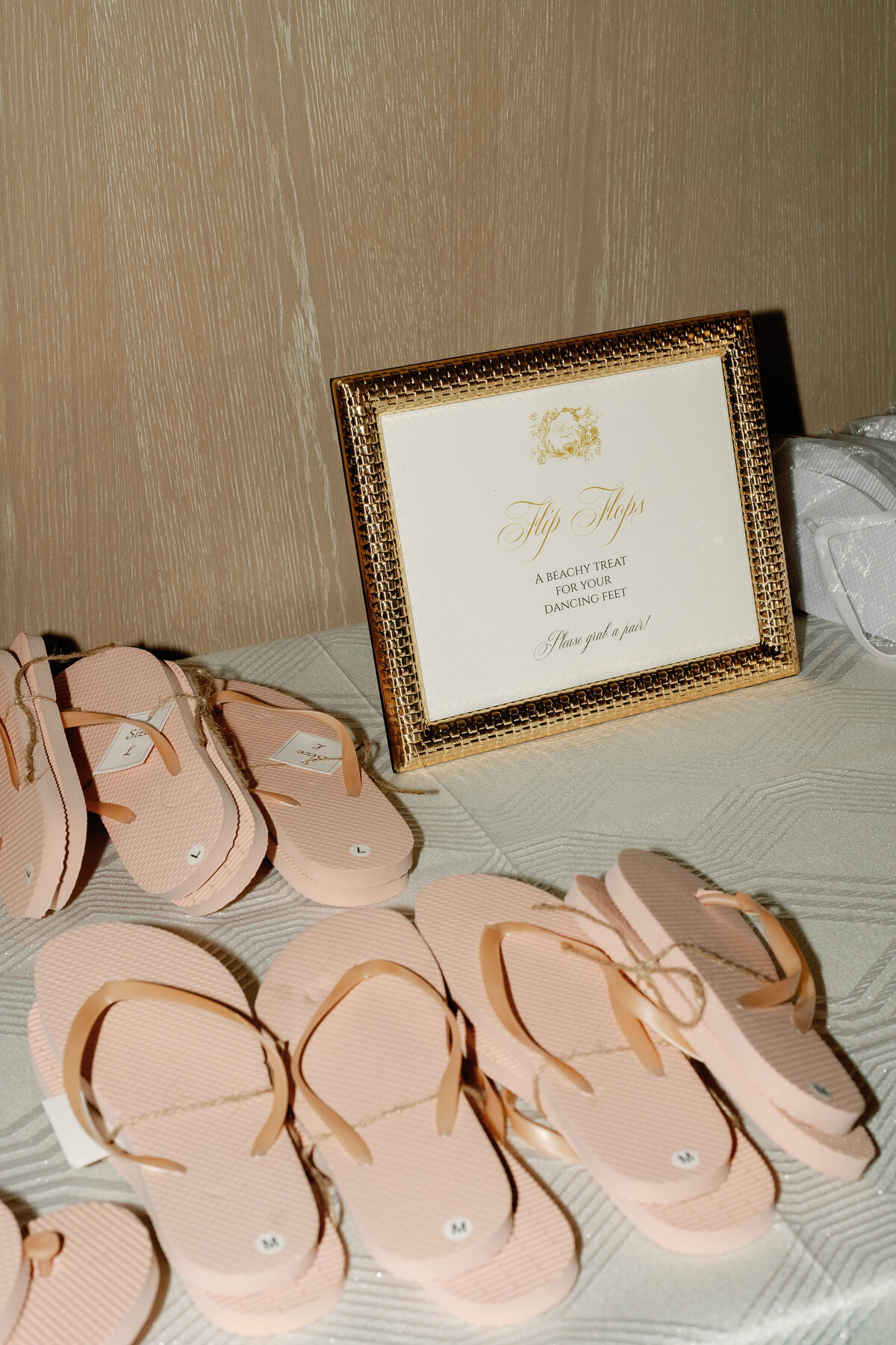 Hayley+Zach_Wedding_SNEAK_FoxtailCo_-945