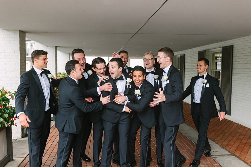 groom-relaxed-prep-evansville-country-club08