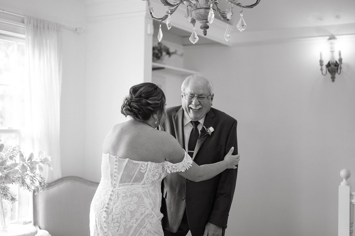 KMW-Rose-Bowman-little-river-farms-wedding-gettingready-49