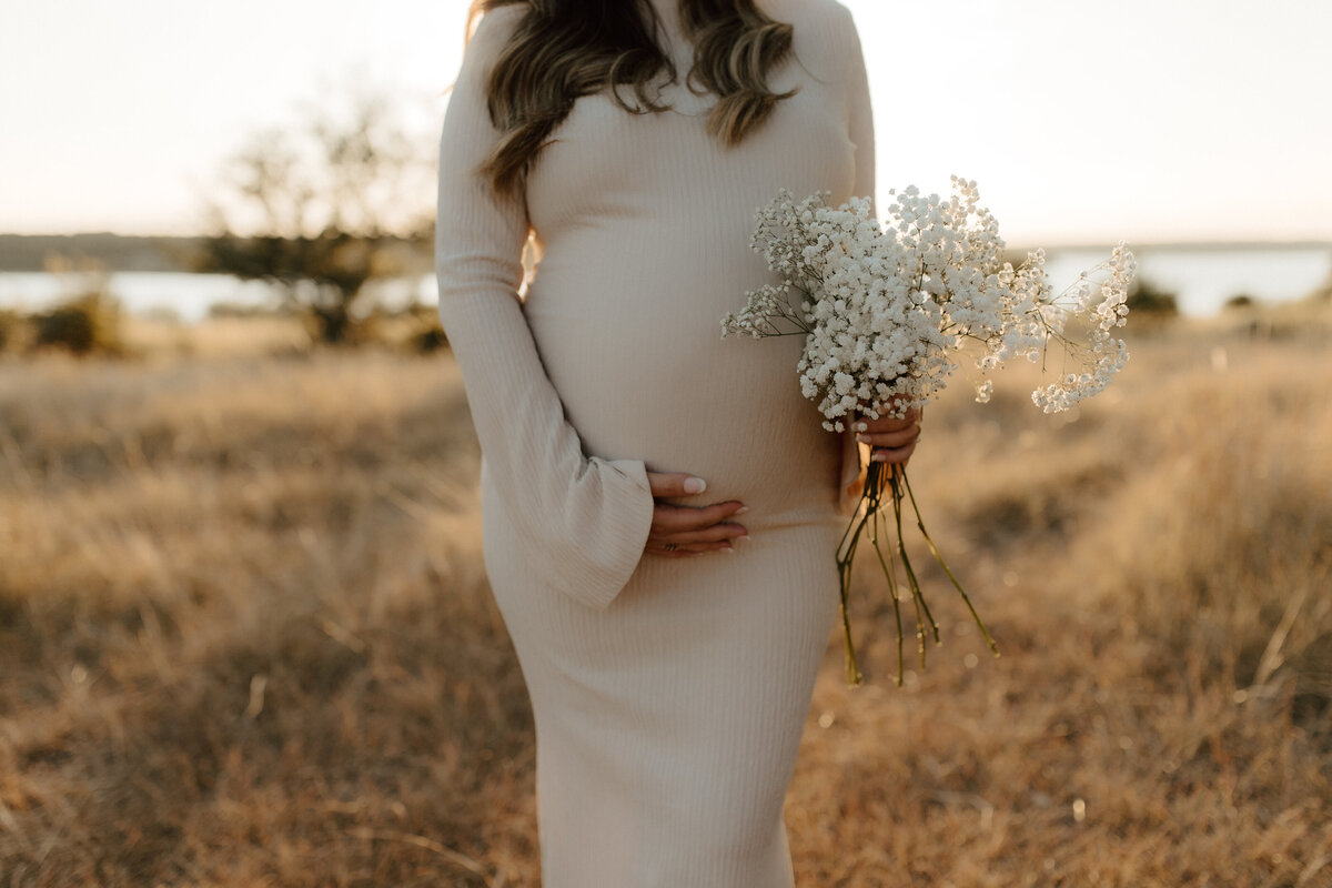 J'Nessa Albrecht Photography - Golden Hour Maternity (8)