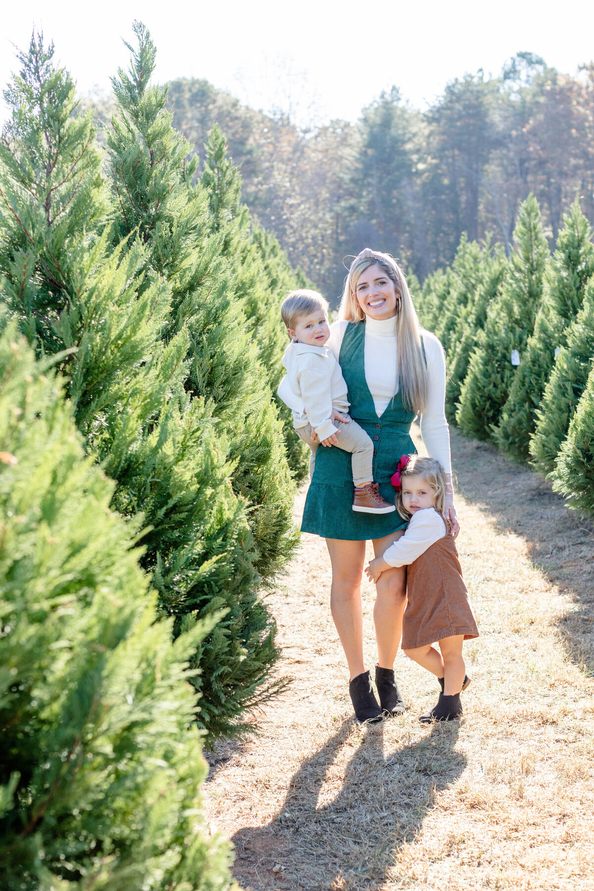 ChristmasTreeFarmMiniSessionGreenvilleSCJennyMacyPhotography-JessicaW-15