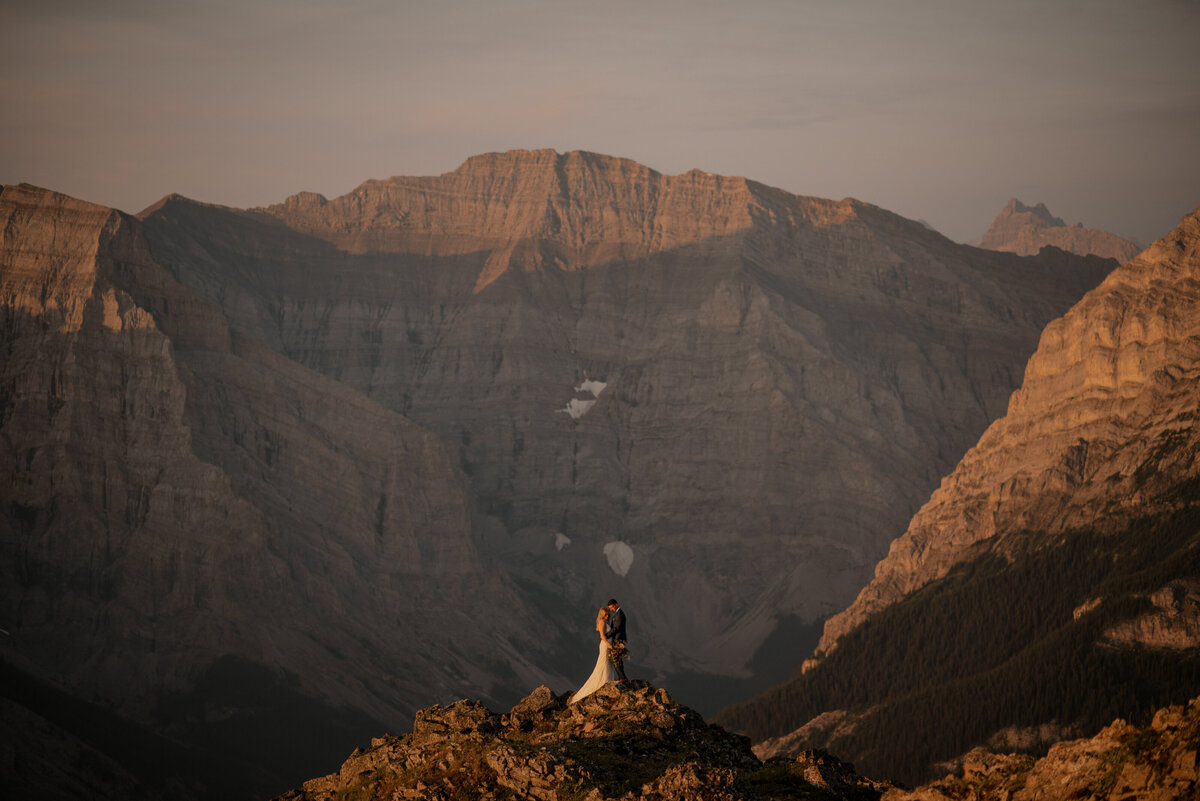 Alberta-hiking-elopement-13