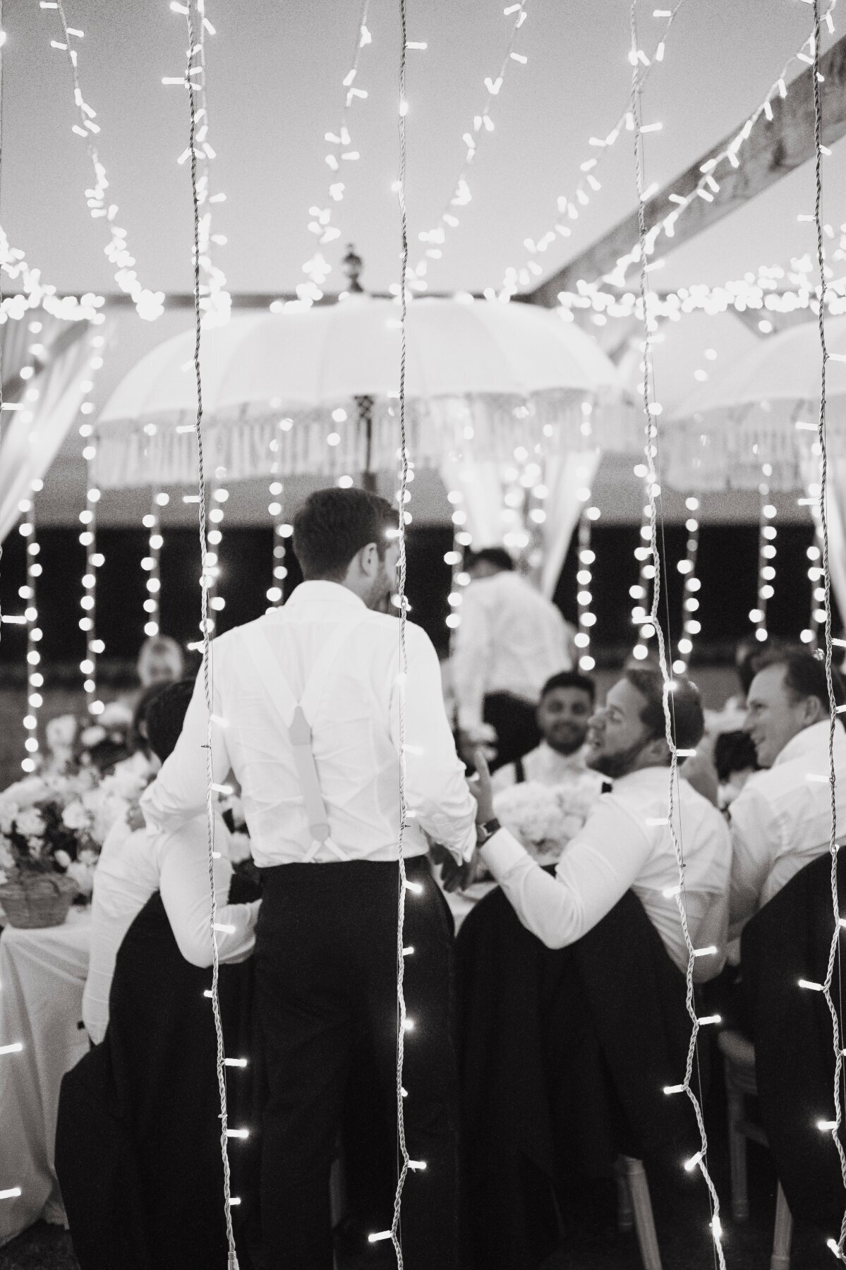 wedding-reception-twinkle-lights