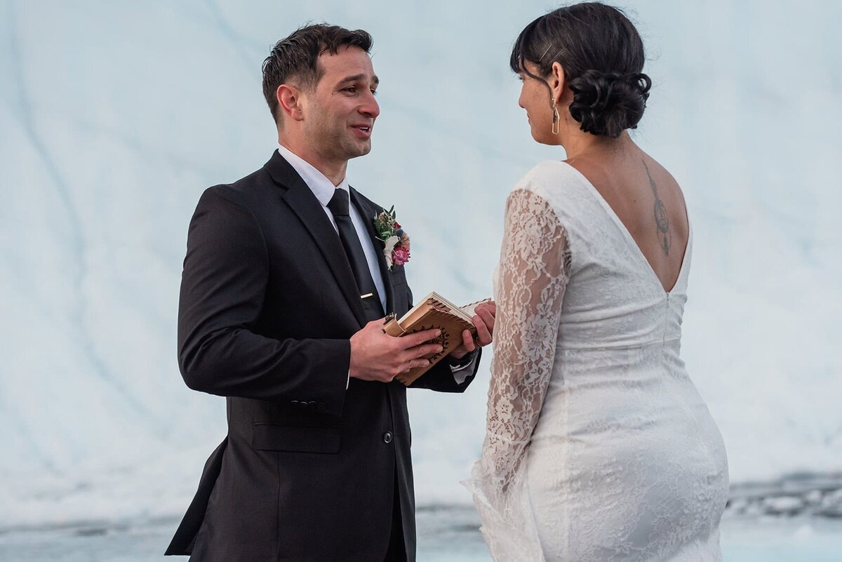 best-place-to-do-weddings-on-glaciers-in-alaska-without-a-helicopter-Soul-and-Sky-Weddings