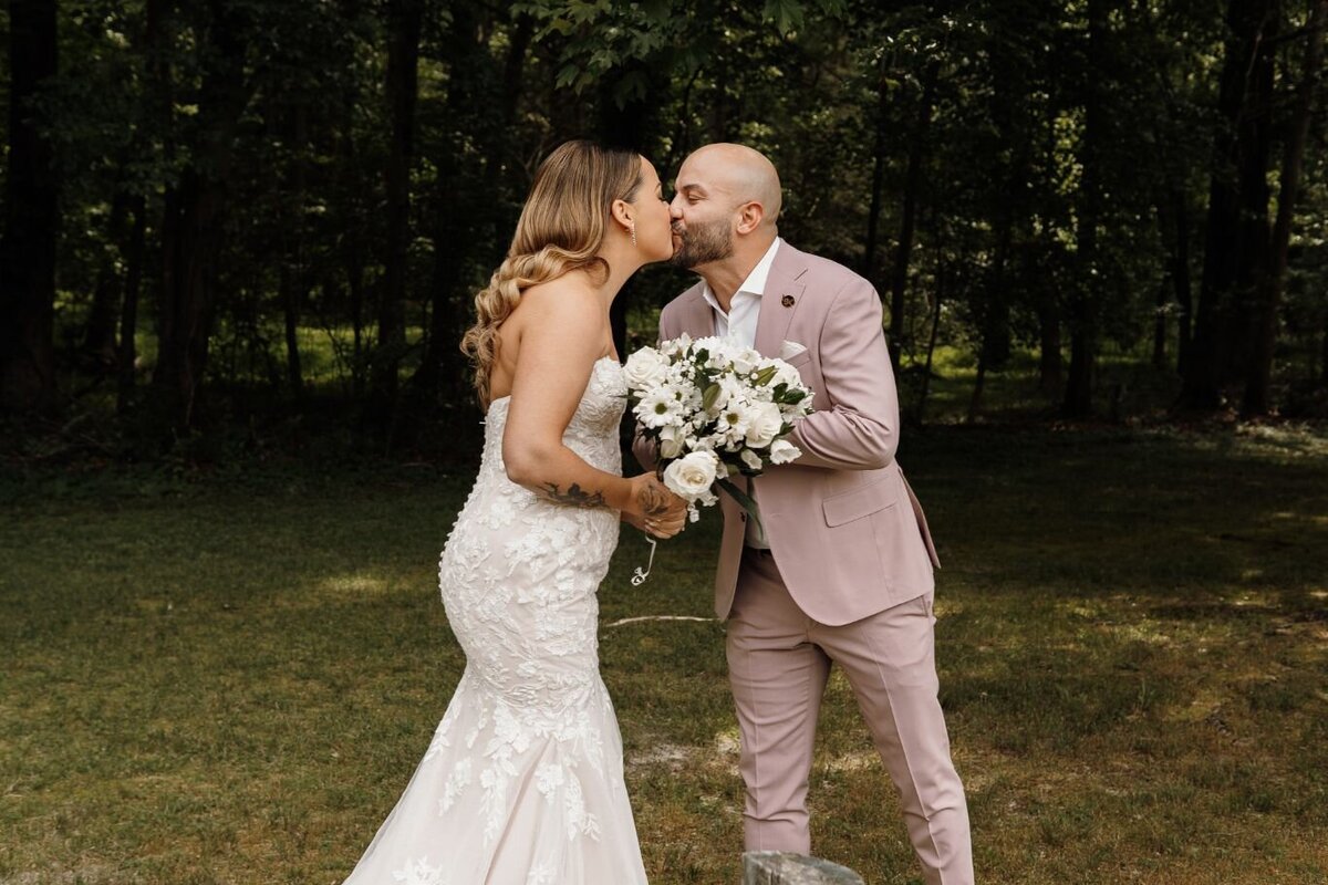 elegant-backyard-wedding-91