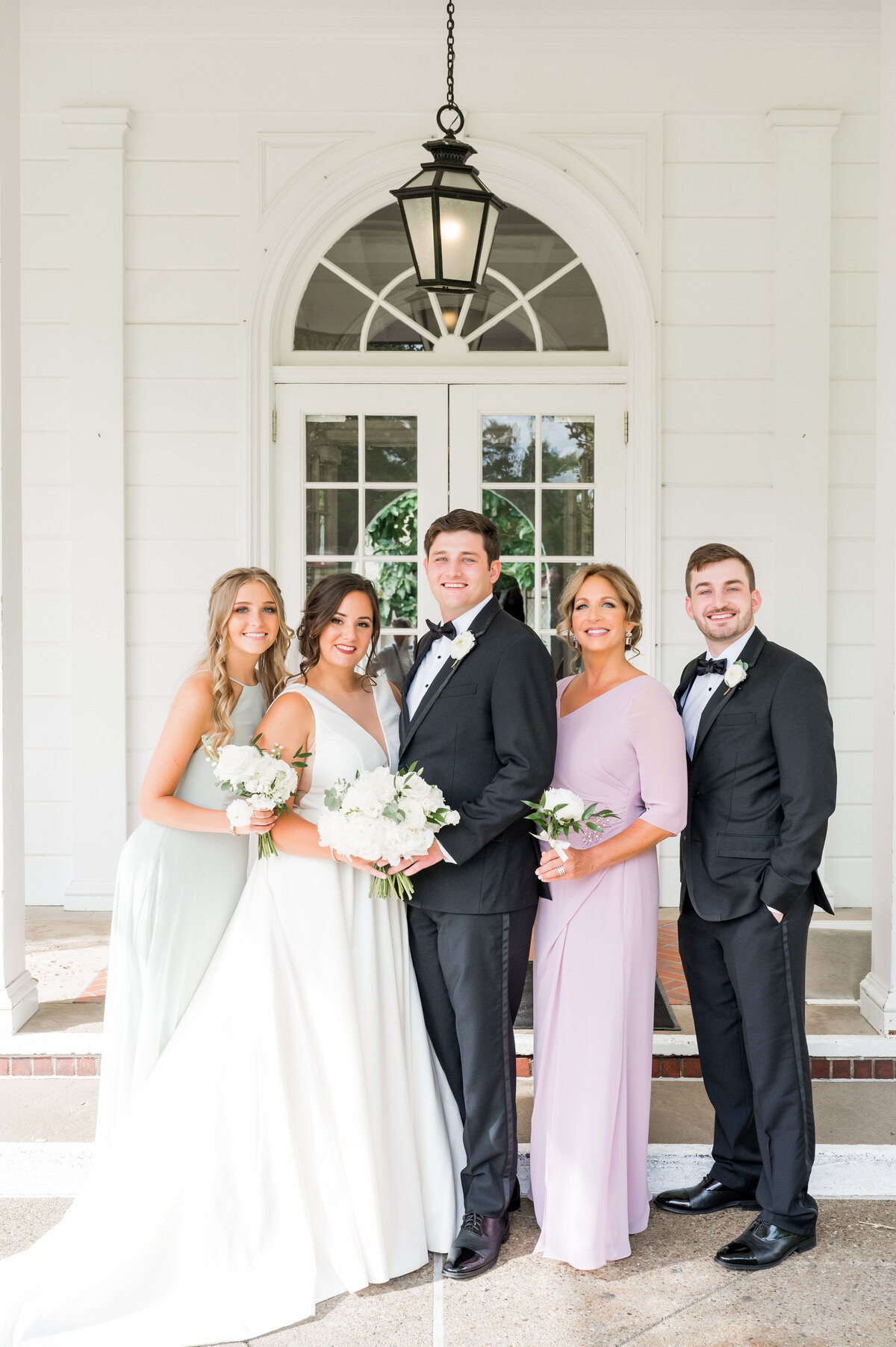formal family photo in front of fox chapel golf club