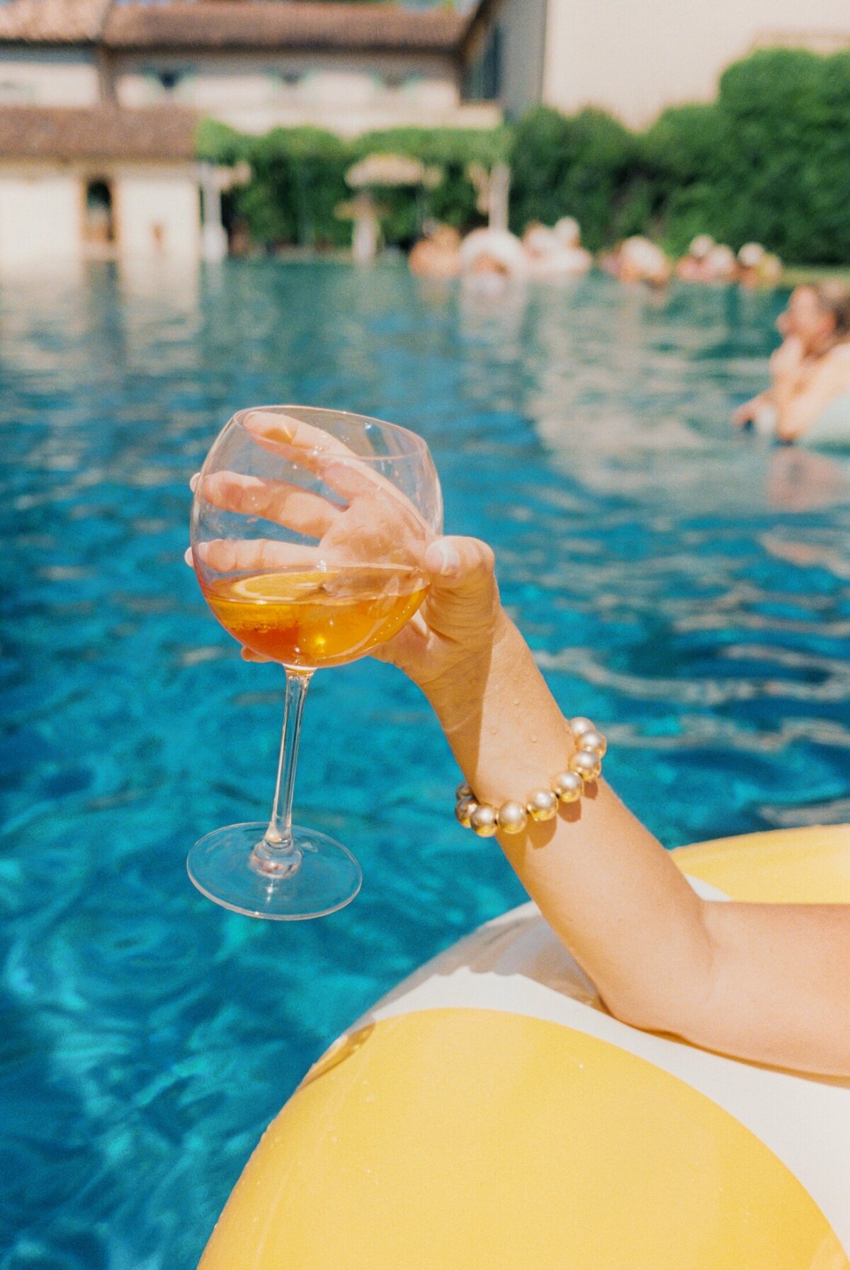 SarahAndyPoolParty_Provence_LF_015