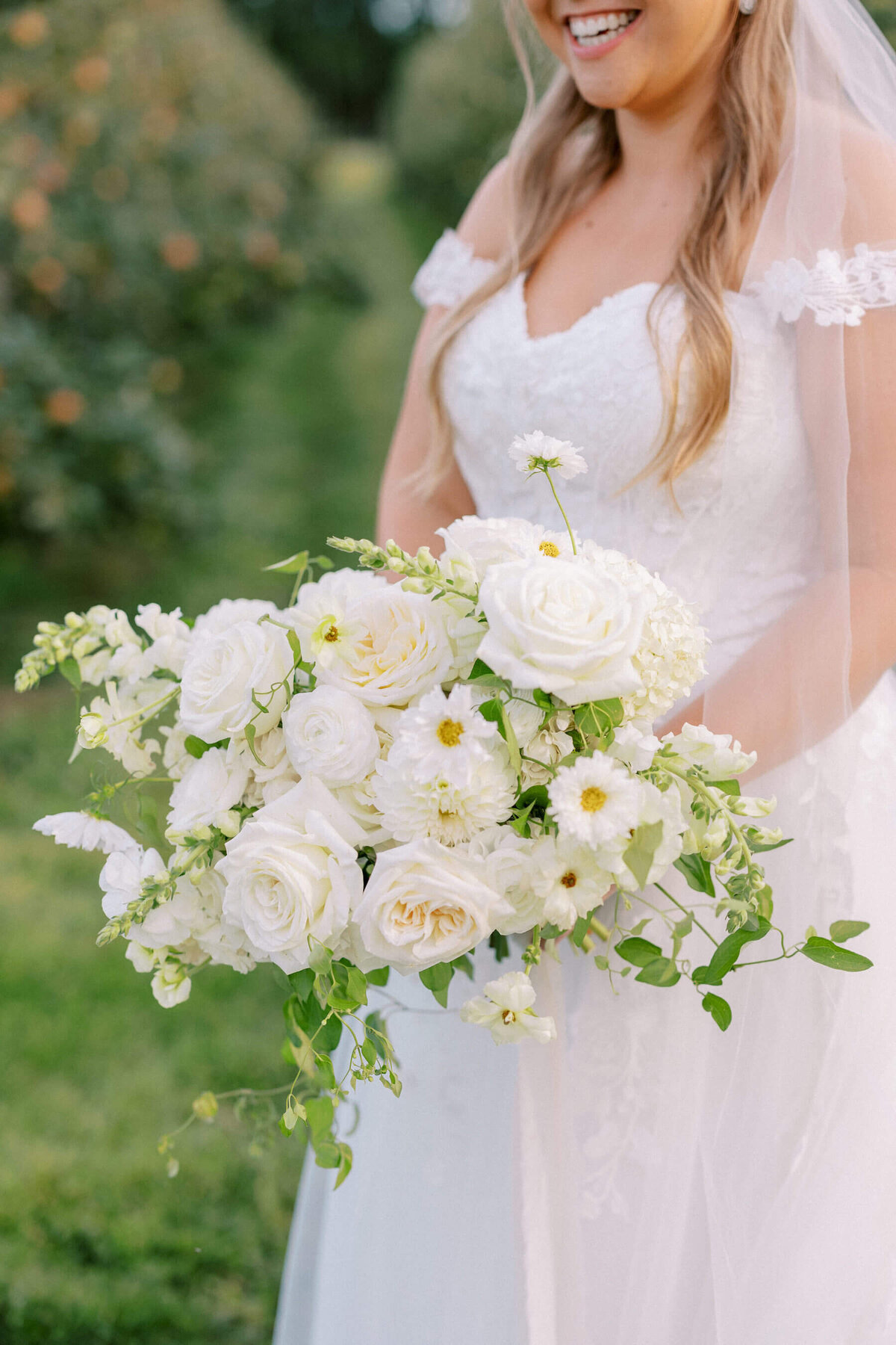 greenery-mckenzies-farm-wedding-florals-27