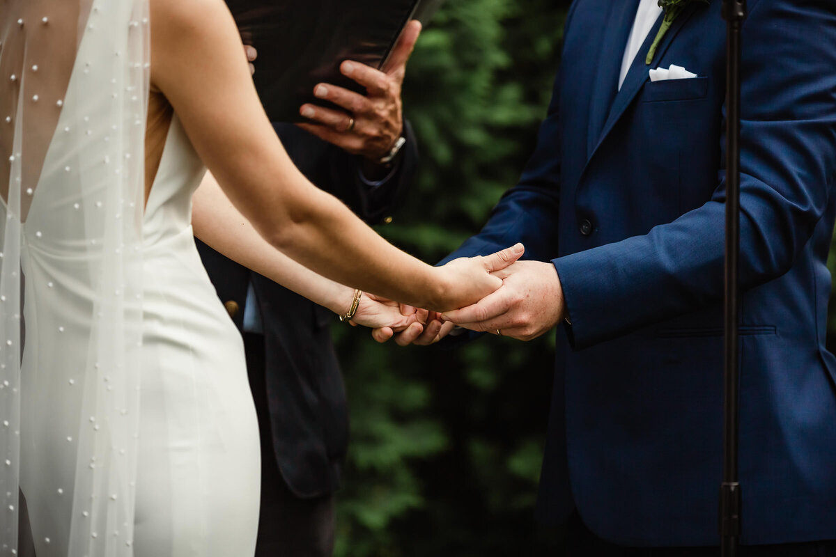 Nicole-Marcelle-Photography_130_foggy-watch-hill-wedding