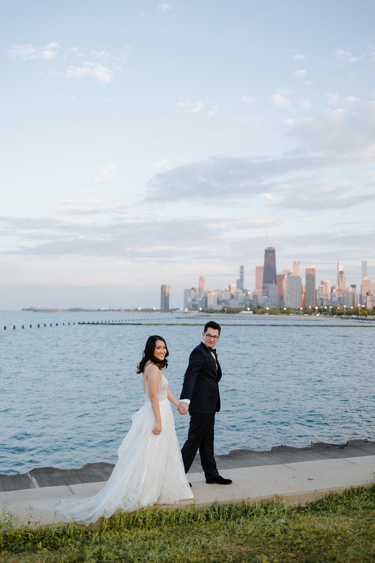 Nichole-Babiez-Photography-Theater-on-the-lake-Chicago-Illinois-Wedding-Photographer-Kimpton-Gray-Hotel-Board-Of-Trade-Couples-Portraits-784