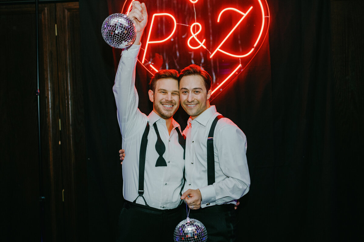 Kristen Weaver Photography Orlando Florida Destination Photographer Worldwide Wedding Editorial Fashion Inspired Clean Film KWP -1023