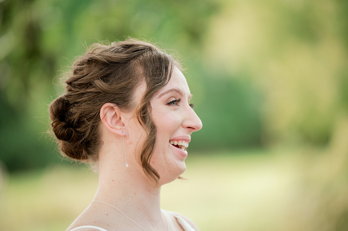 8313-Wedding at The Grands at Mulligans in Sartell Minnesota- Wedding Photographer Nicole Hollenkamp