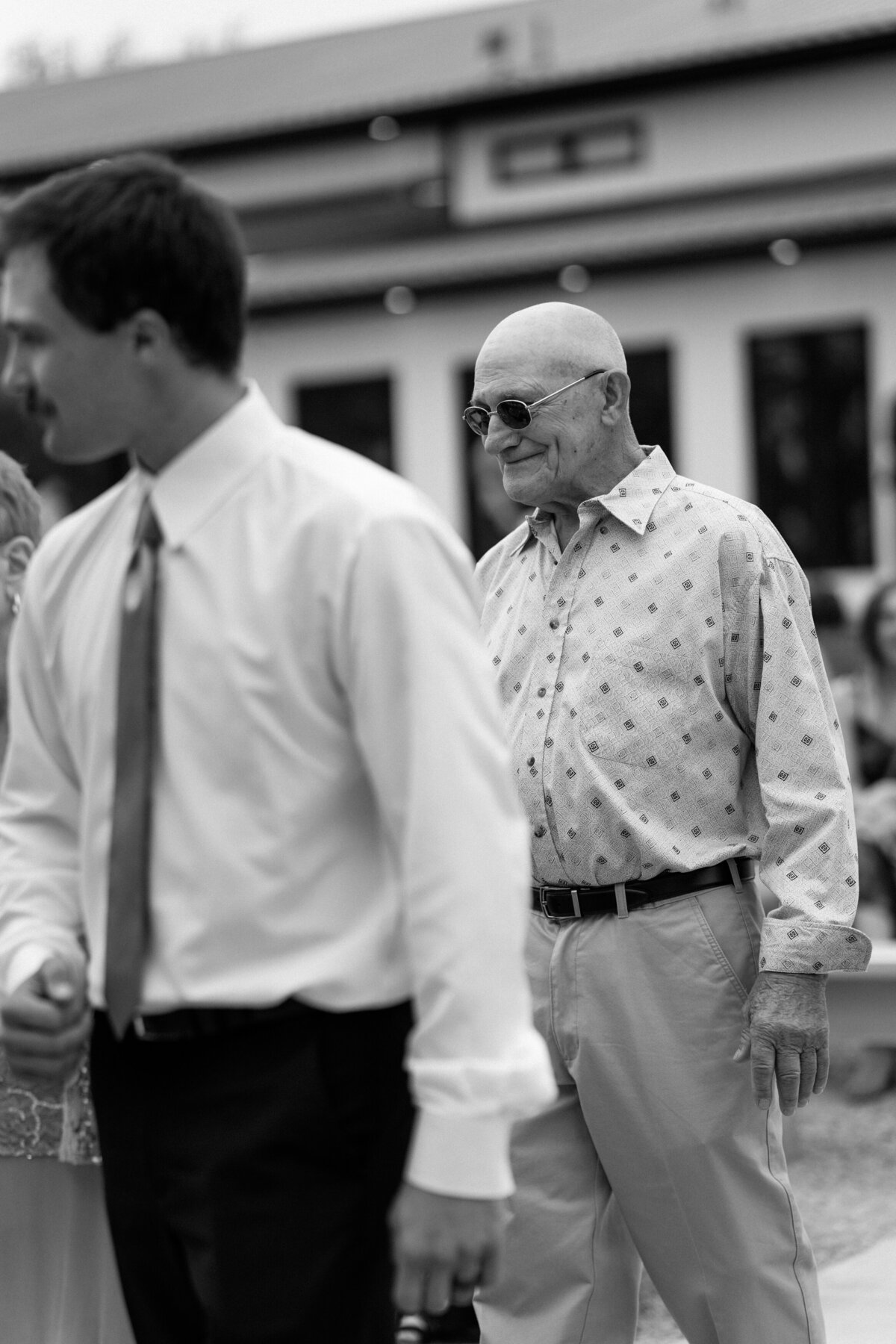 kraber-the-gathering-grounds-iowa-wedding-89