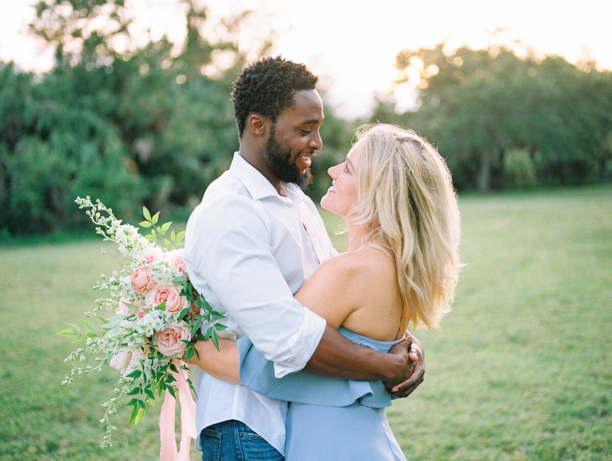 132676EMmu051302-R1-015